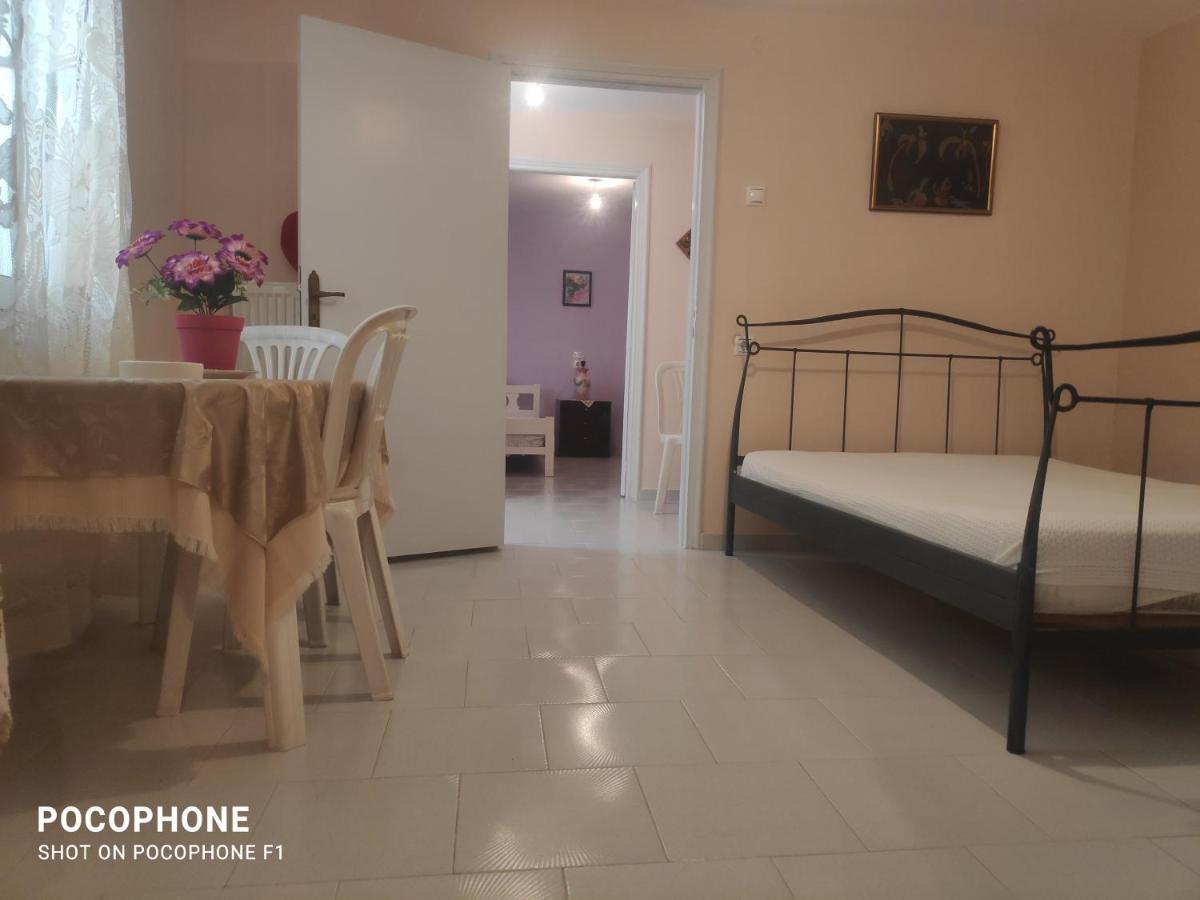Κεντρικό, Άνετο Και Ζεστό Διαμέρισμα Kamena Vourla Exterior photo