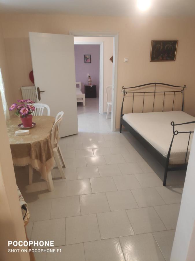 Κεντρικό, Άνετο Και Ζεστό Διαμέρισμα Kamena Vourla Exterior photo